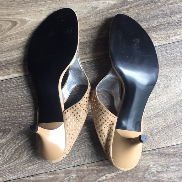 J Renee Bree Rhinestone Suede Sandal Tan size 7.5 - Picture 5 of 6